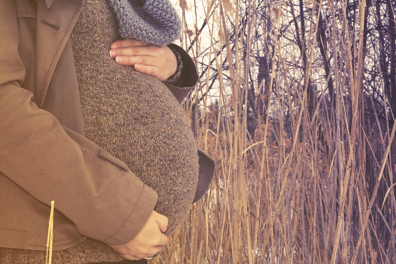 妊婦さんの腰痛、あなたの体もサインを出しています！