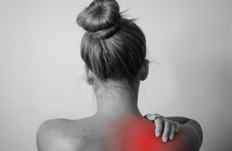 肩こりは一生治らない？整体による姿勢矯正の驚くべき効果を姿勢のプロが解説！｜東大阪なら姿勢矯正院スタイルケア